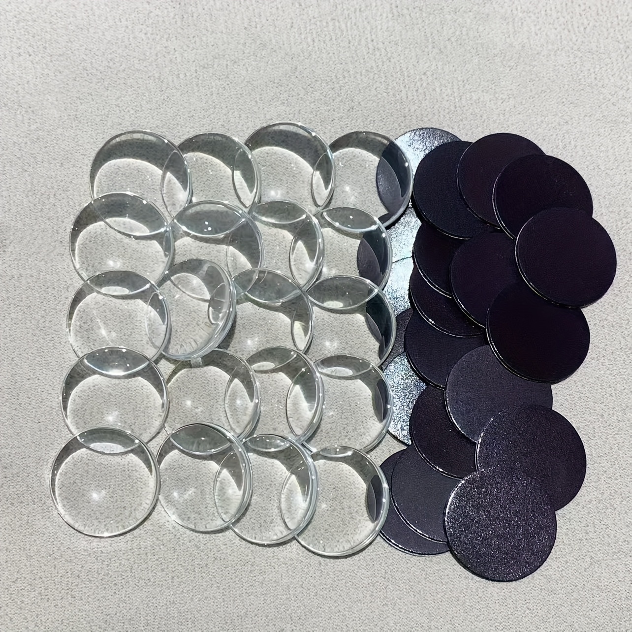 E-shop 40-teiliges 0,984 Zoll Glasglocken-Kühlschrankmagnet-Set, enthält 20 selbstklebende Magnete 20 transparente Glas-Cabochons. Geeignet für