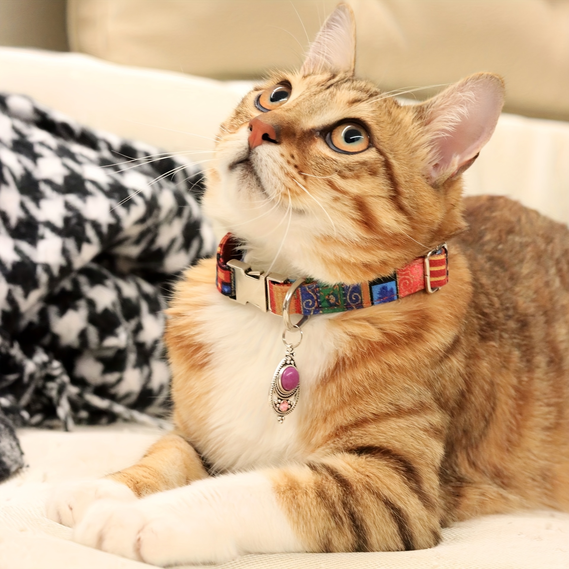 A Personalized Bohemian-Style Pet Collar with a Metal Buckle, Customizable Name And Phone Number Tag, Adjustable Anti-Loss Cat Collar, Soft, Comfortable, And Durable Accessory, Ideal for Outdoor Dog Walking, Perfect Gift for Medium And Small Dogs!