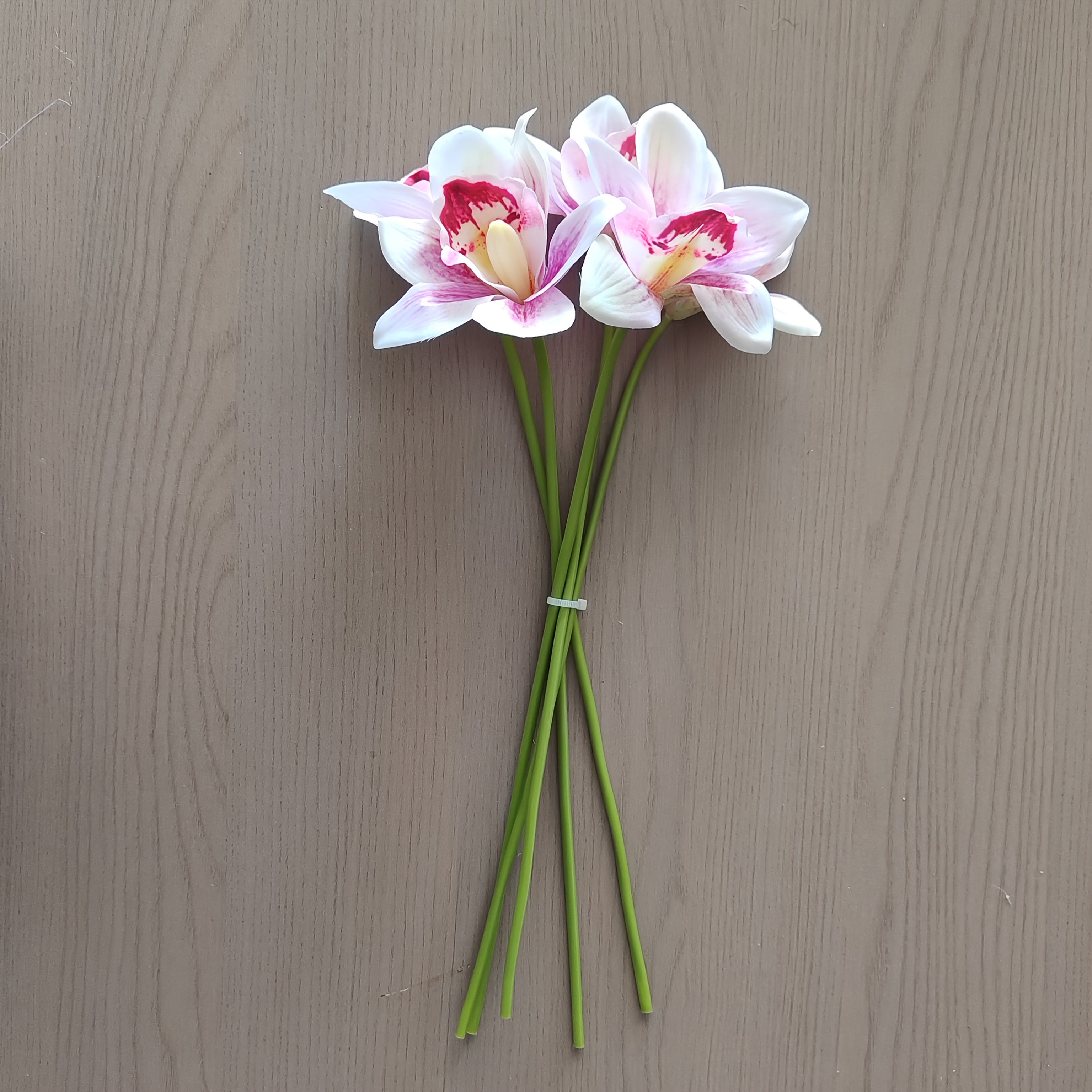 TEMU 1 Rama de 5 , 14.96 Pulgadas, Elegante Ramo de Orquídeas Artificiales, Phalaenopsis Realista, Decoración Interior y Exterior, Muy Adecuado para