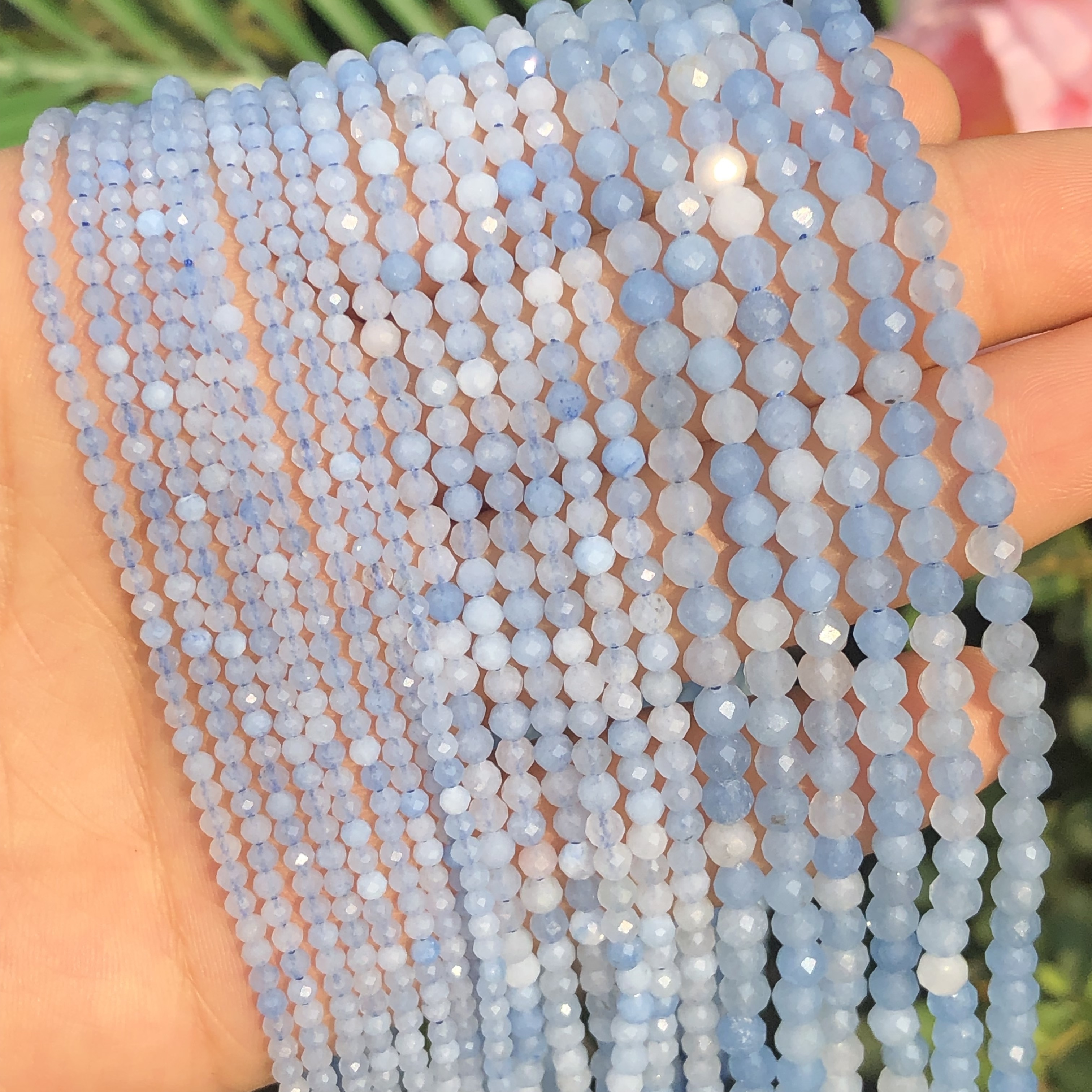 

Annebeads AAA Perles d'Aigue-Marine Facettées - d'Espacement Scintillantes, 2/3/4mm, Bleu avec Éclat Iridescent pour la Création de Bijoux DIY, Parfaites pour Bracelets, , Boucles d'Oreilles