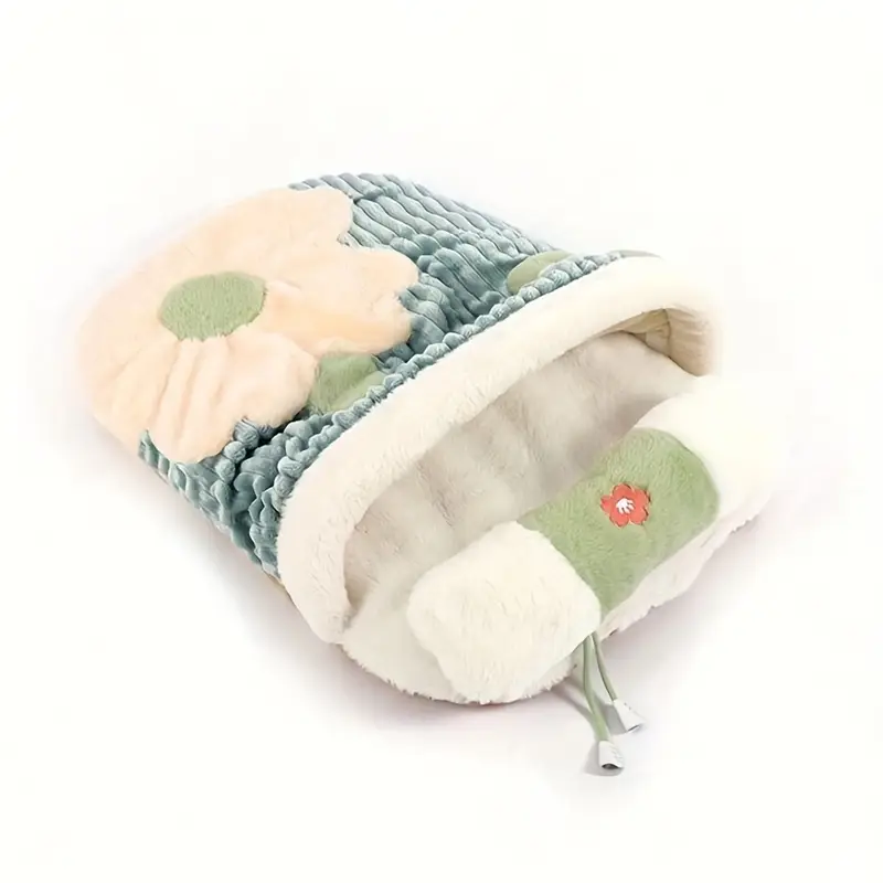 a versatile warm semi enclosed cat bed with a cushion suitable for including a blanket and sleeping bag for pets Product details 3