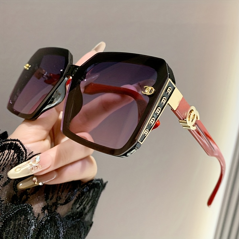 a pair of trendy new glasses made from pc material featuring a minimalist decorative   for everyday street photography outfits