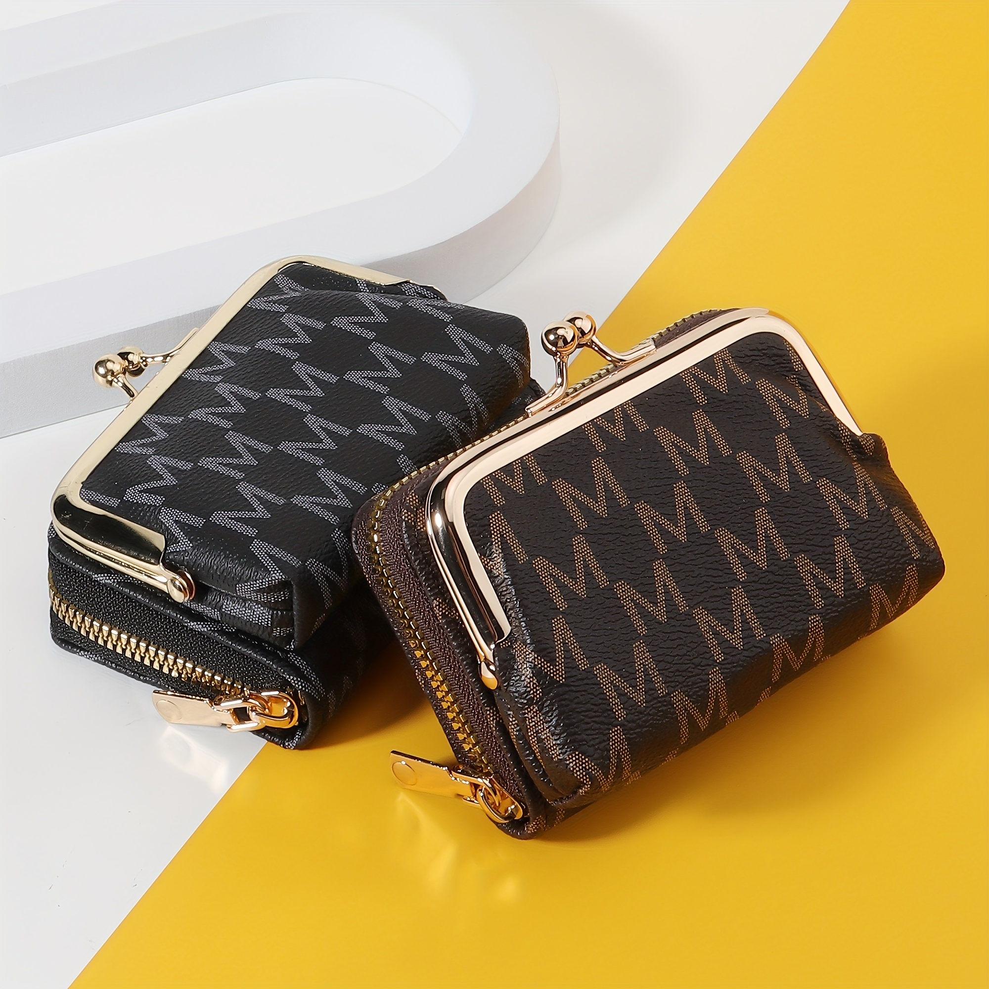 

's , Lined, Zippered , Detachable Large Handbag