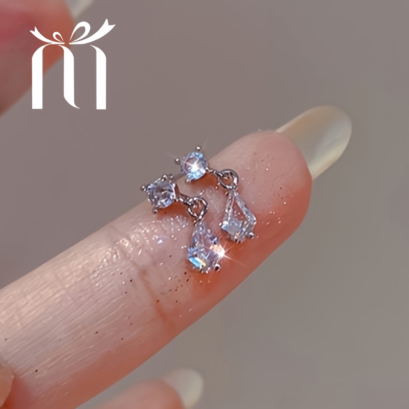 2pcs Fashion Geometric Water Synthetic Zirconia Stud Earrings, Ideal For Daily Gifting