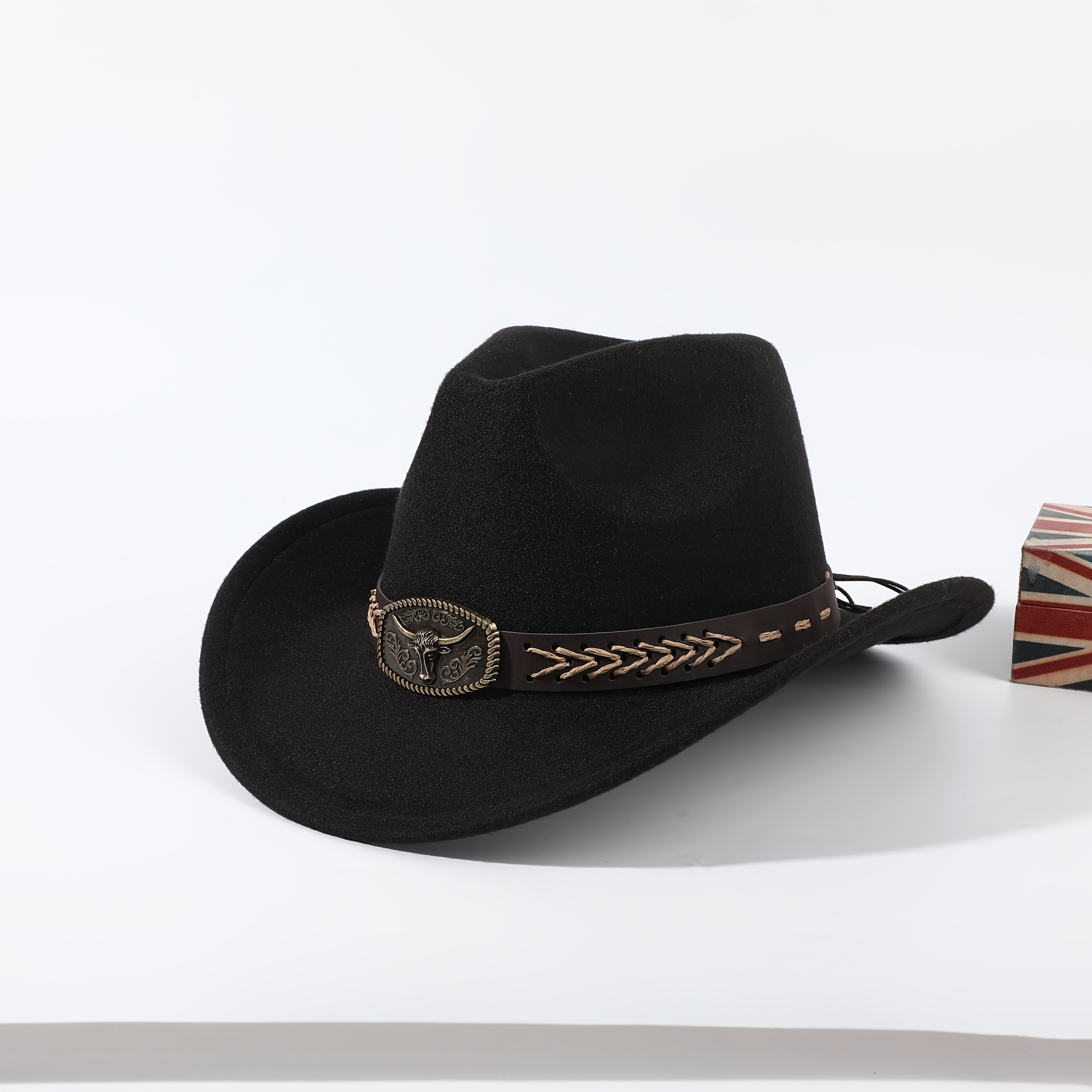 

Classic Western Cowboy Hat With Metal Belt - Wide Brim, Polyester, Vintage Style For Parties & Cosplay