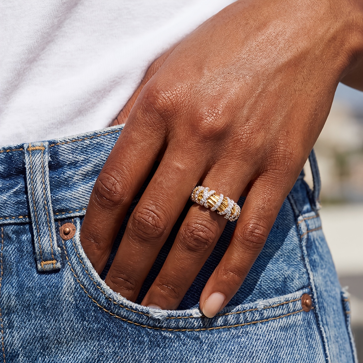 Women's Geometric Line Exquisite Fashion Ring, Elegant Design
