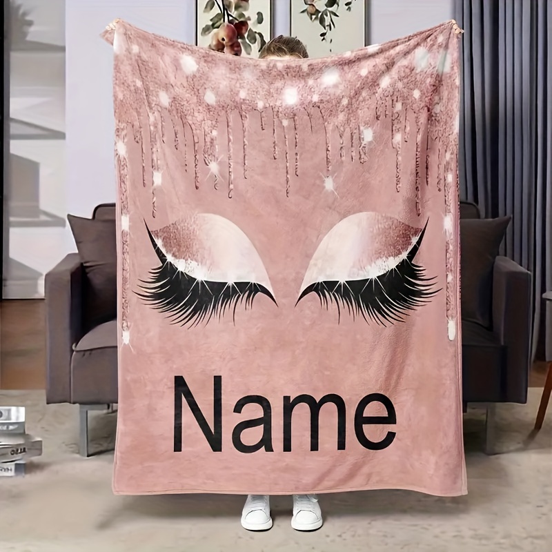 

1pc Customizable Pink Print Fleece Throw Blanket, Personalized Soft Warm Fleece Fleece Blanket, For Sofa, Bed, Travel, Office - Machine Washable, , Polyester Cover, Knitted Fabric, 200-250g Square