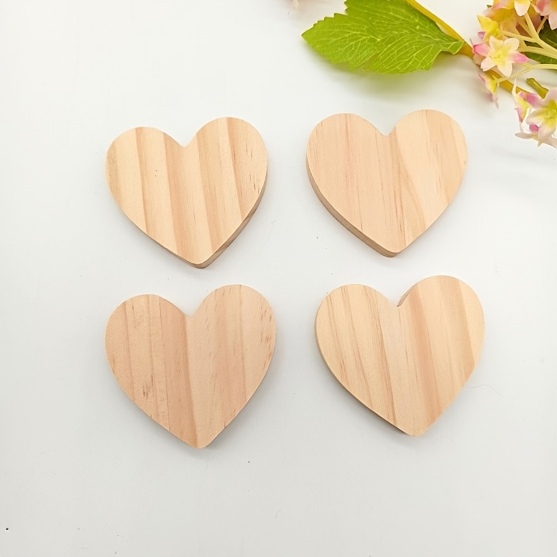 Image of 4pcs Heart-shaped Wooden Ornaments Decorated Figurines For Anniversary Valentine's Day Parties For Halloween Thanksgiving Christmas Decorations Collectible Figurines