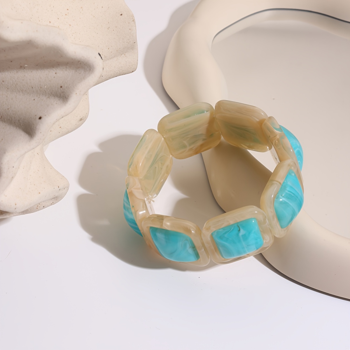 TEMU Bracelet extensible , design unique avec de couleur estompés et multiples. Style délicat, convient pour les fêtes et les rassemblements, ou
