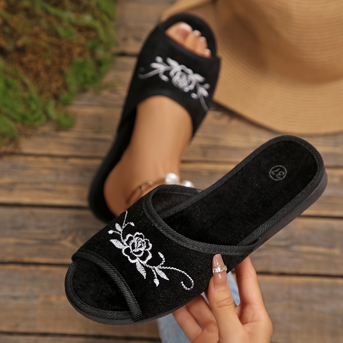TEMU A Pair Of Women's Embroidered Indoor Slippers With A Pointed Design, Comfortable And Convenient For Daily Wear, Women Shoes