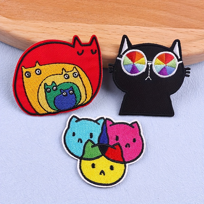 

Cat - Iron On Patches For Clothing - Thermoadhesive Patches On Clothes - Decorative Art - Fabric Material - Suitable For Holidays - No Feathers