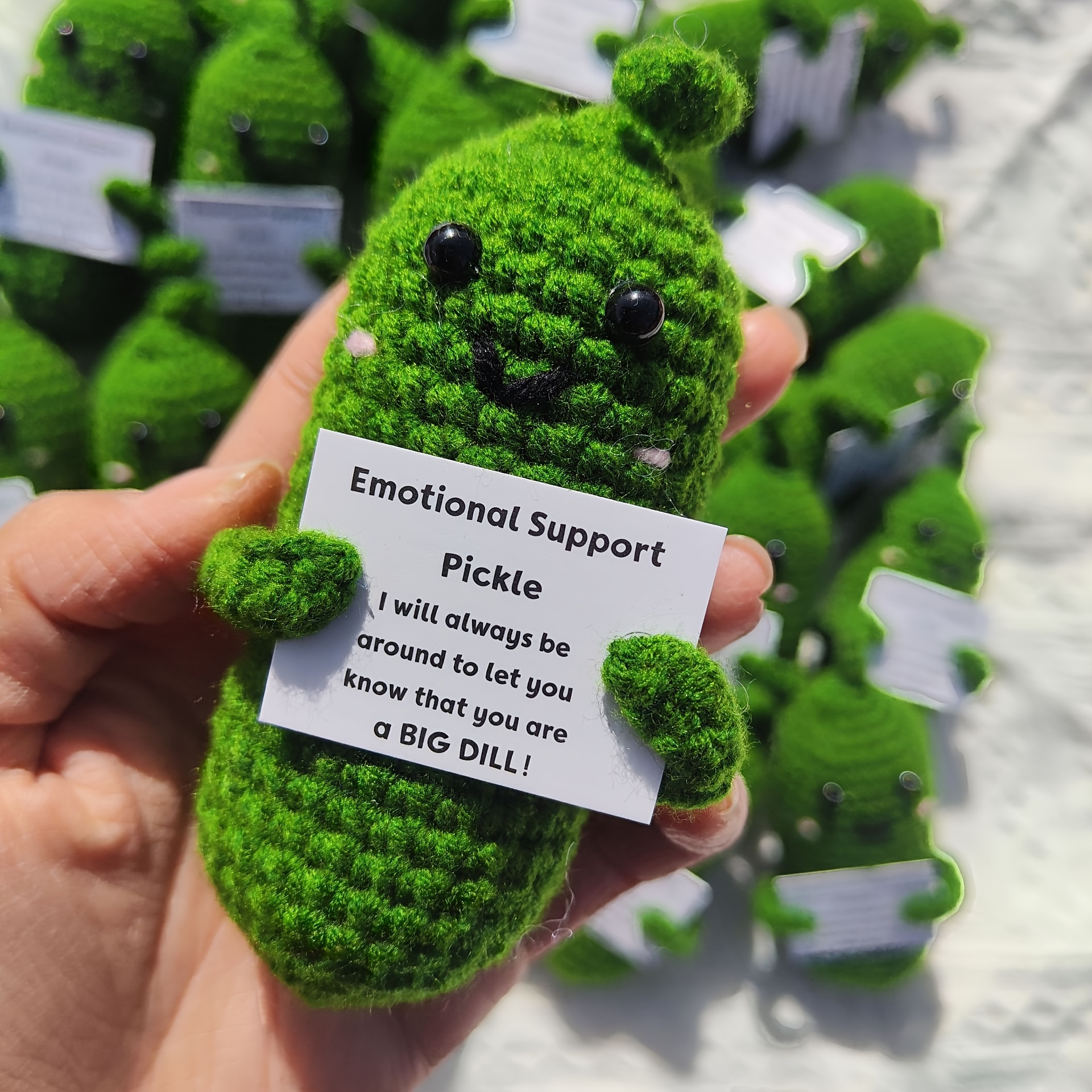 LSYZHX Supporto emotivo, mini cetriolo sottaceto, fatto a mano, divertente, con cetriolo sottaceto, regalo carino intrecciato a mano, supporto emotivo, cetriolo sottaceto all'uncinetto, bambola