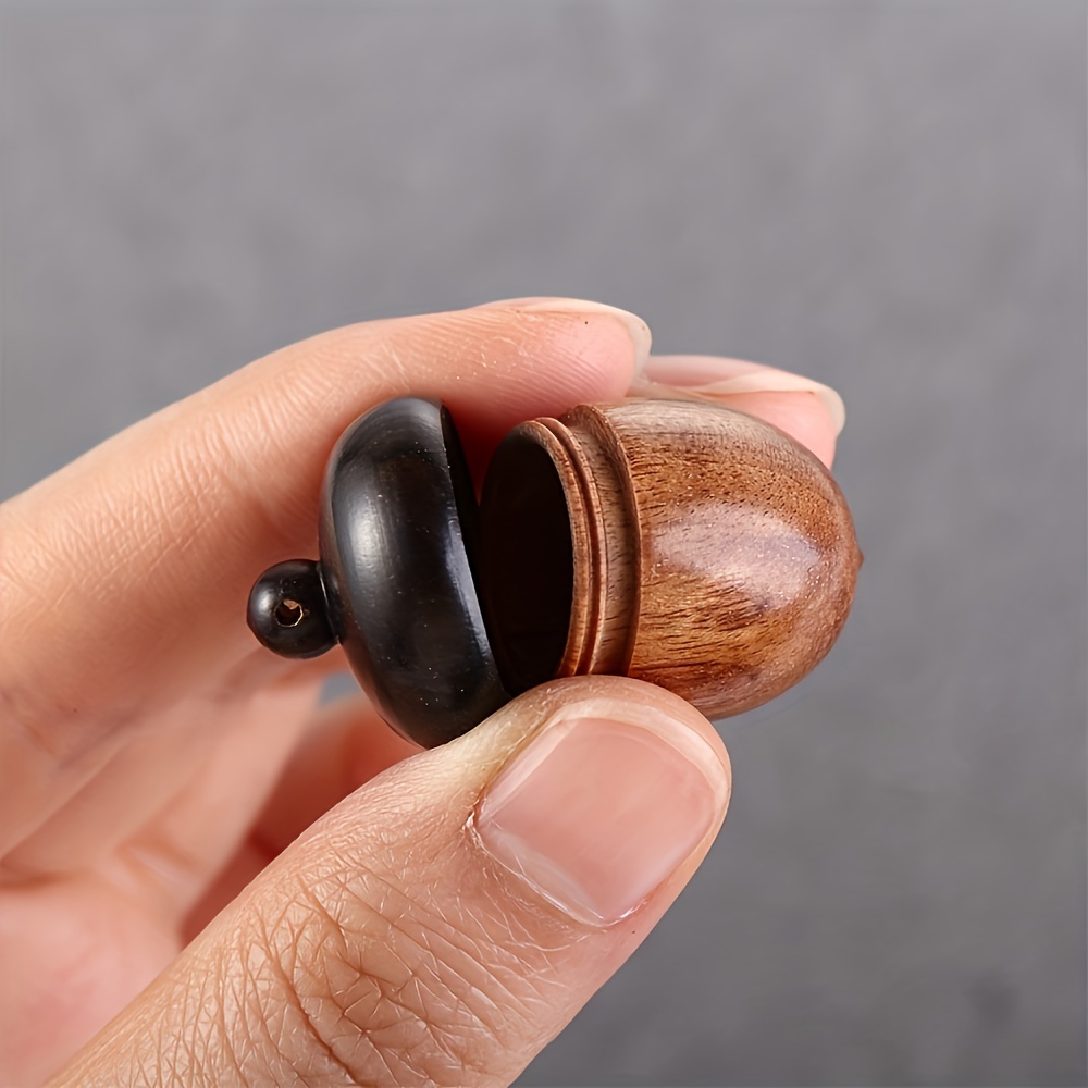 

1pc Oak Wood Pendant, Twist-open Aromatherapy Locket, Pill Box Holder Keychain Accessory, Gadgets Box Travel Dispenser Box