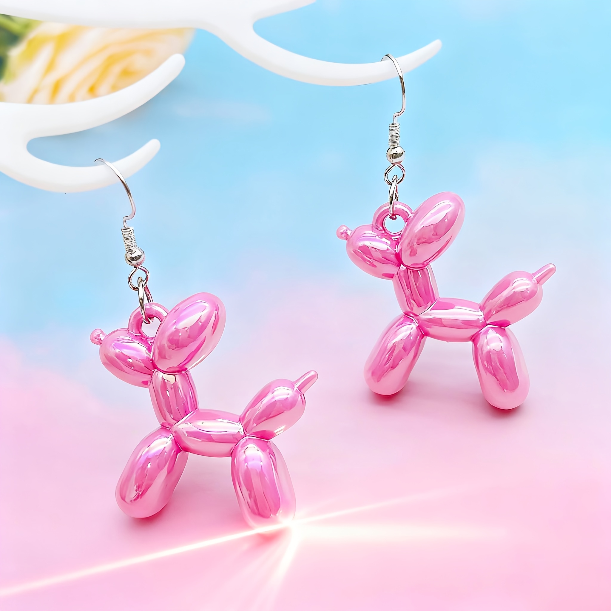 TEMU 1 Paire de Boucles d'Oreilles Pendentif Chien Ballon en Résine Laser Dessin , Accessoires d'Oreille Polyvalents pour Femme en Acrylique