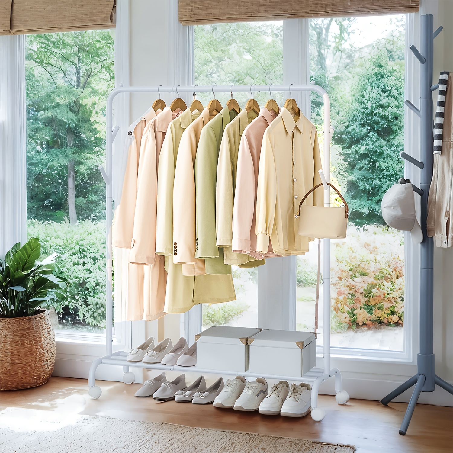 Clothes Rack On Wheels, Clothes Rail, Wardrobe Rail, Clothes Rack Made Of Steel Tubes, Multifunctional