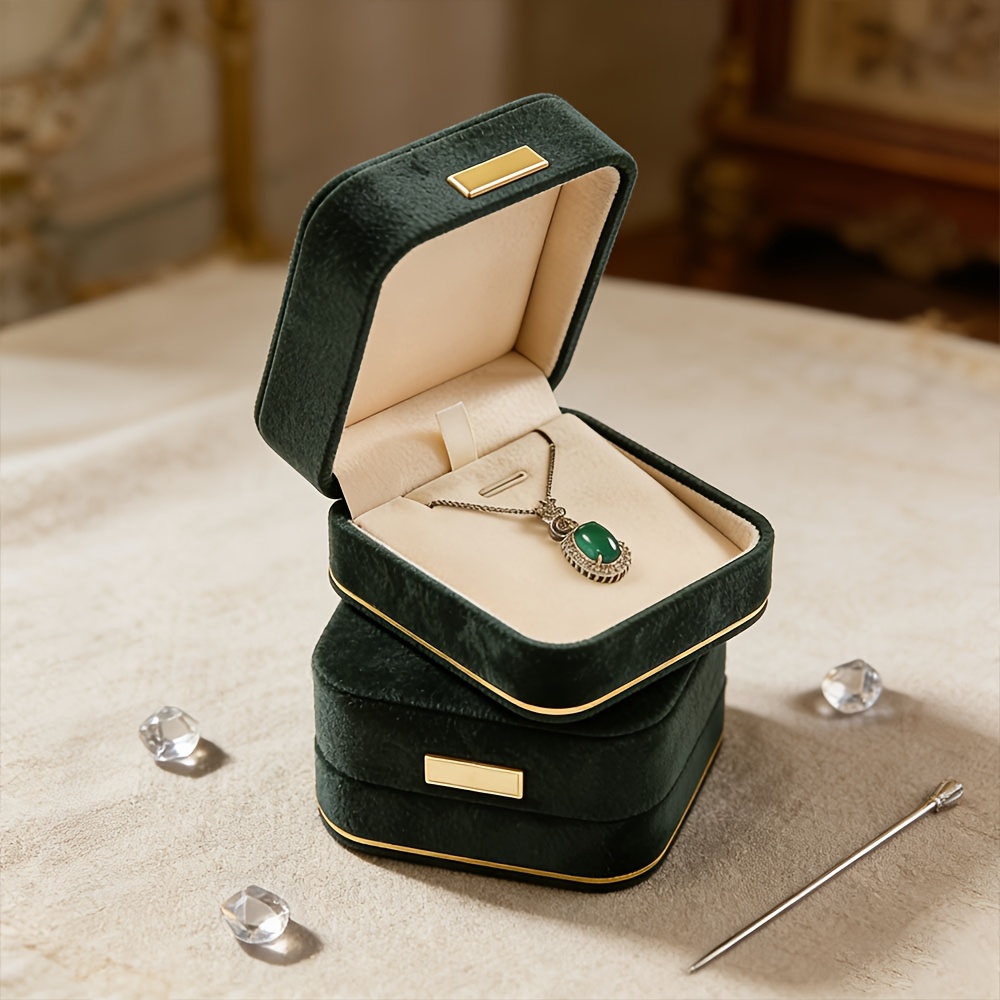 Personalized Velvet Pendant Box, Perfect Holiday Gift