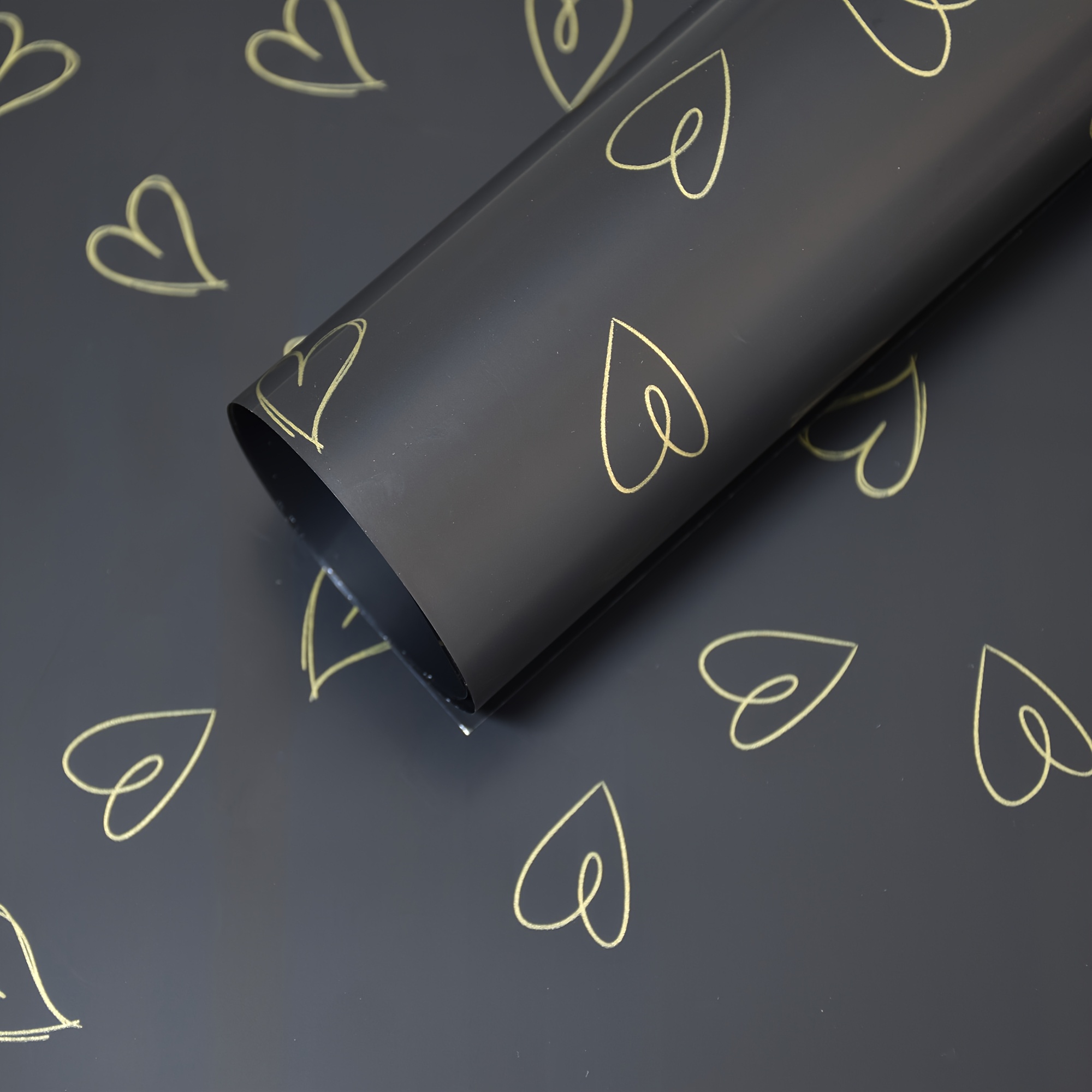 5pcs Heart Pattern Flower Wrapping Paper, Matte Thickened Bouquet Wrapping Paper Gift Wrap, Accessories Not Included