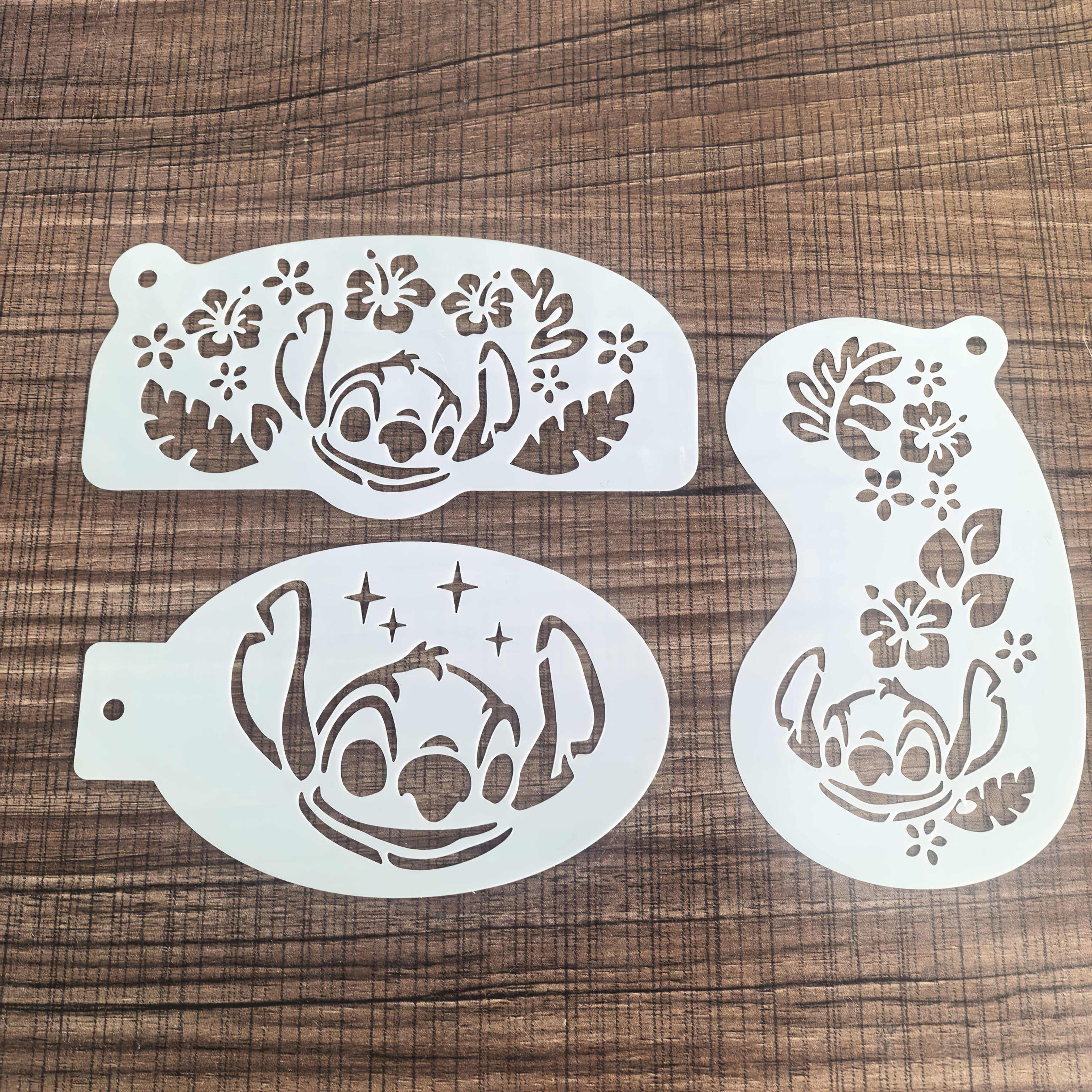 E-shop 3er-Set Stitch-Serie Gesichtsbemalungsschablone, wiederverwendbare Vorlage mit Zeichentrickfiguren – Dekorative Schablone zum Thema Stitch,