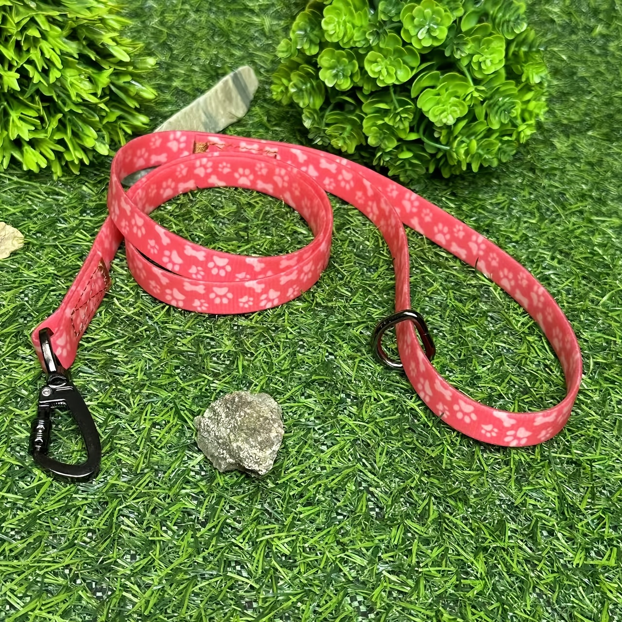 Durable PVC Pet Leash for Medium-Sized Dogs