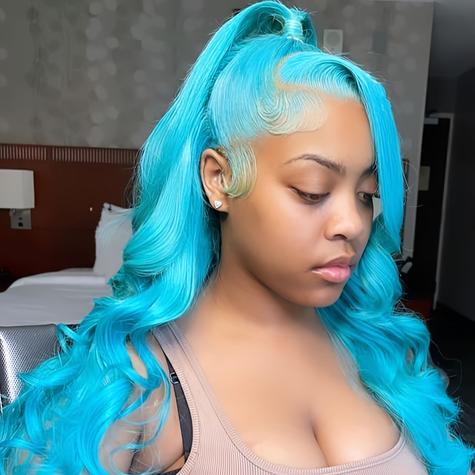 TEMU 13x4 Lace Front Wig Light Wave 26 Inch - Fluffy Heat-resistant Synthetic Hair, 180% Density Glueless Wig For Women, Middle Part For Daily, Party, Cosplay & Halloween, Wig Accessories
