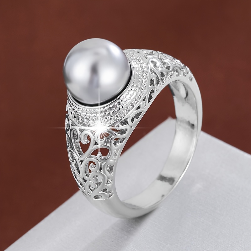 טבעת אלגנטית לנשים בעיצוב מורכבות פרחוני חלולה עם פניחושנה מלאכותית - נ, אומית לגורן זה מושלם, יומית, לברון זה תכשיטי מתנה|טבעת אלגנטית|גימור זהב