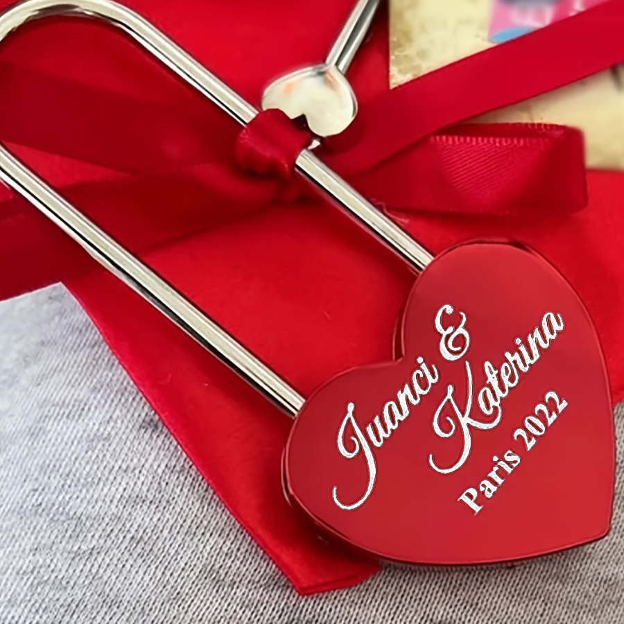 E-shop Personalisiertes Herzschloss mit Schlüssel - Individueller Name//Text - Ideal für Hochzeiten, Jubiläumsgeschenke, Romantische Vorhängeschlösser