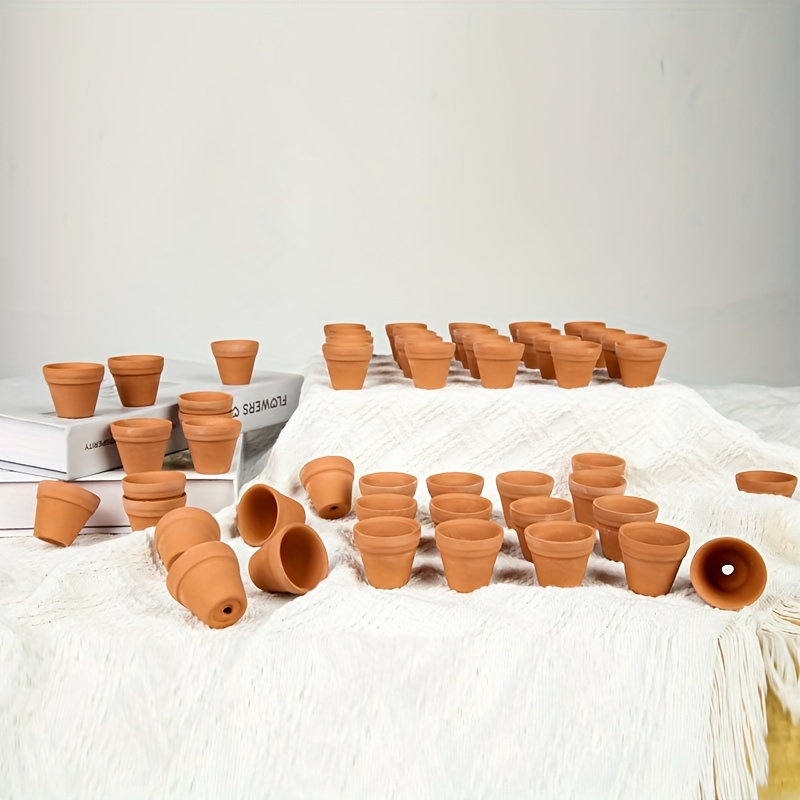 

50pcs, Tiny Terracotta Pots 1.3 Inch Small Mini Clay Pots With Drainage Holes Flower Nursery Terra Cotta Pots For Indoor/outdoor Succulent Plants, Crafts, Wedding Favor