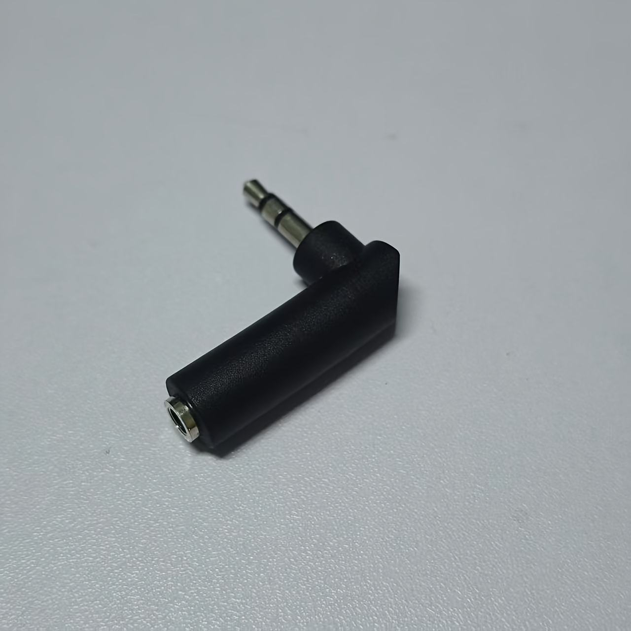 3.5mm Jack Male To Female L Shape 90 Degree Right Angled Adapter Audio Microphone Jack Stereo Plug Connector | Singapore