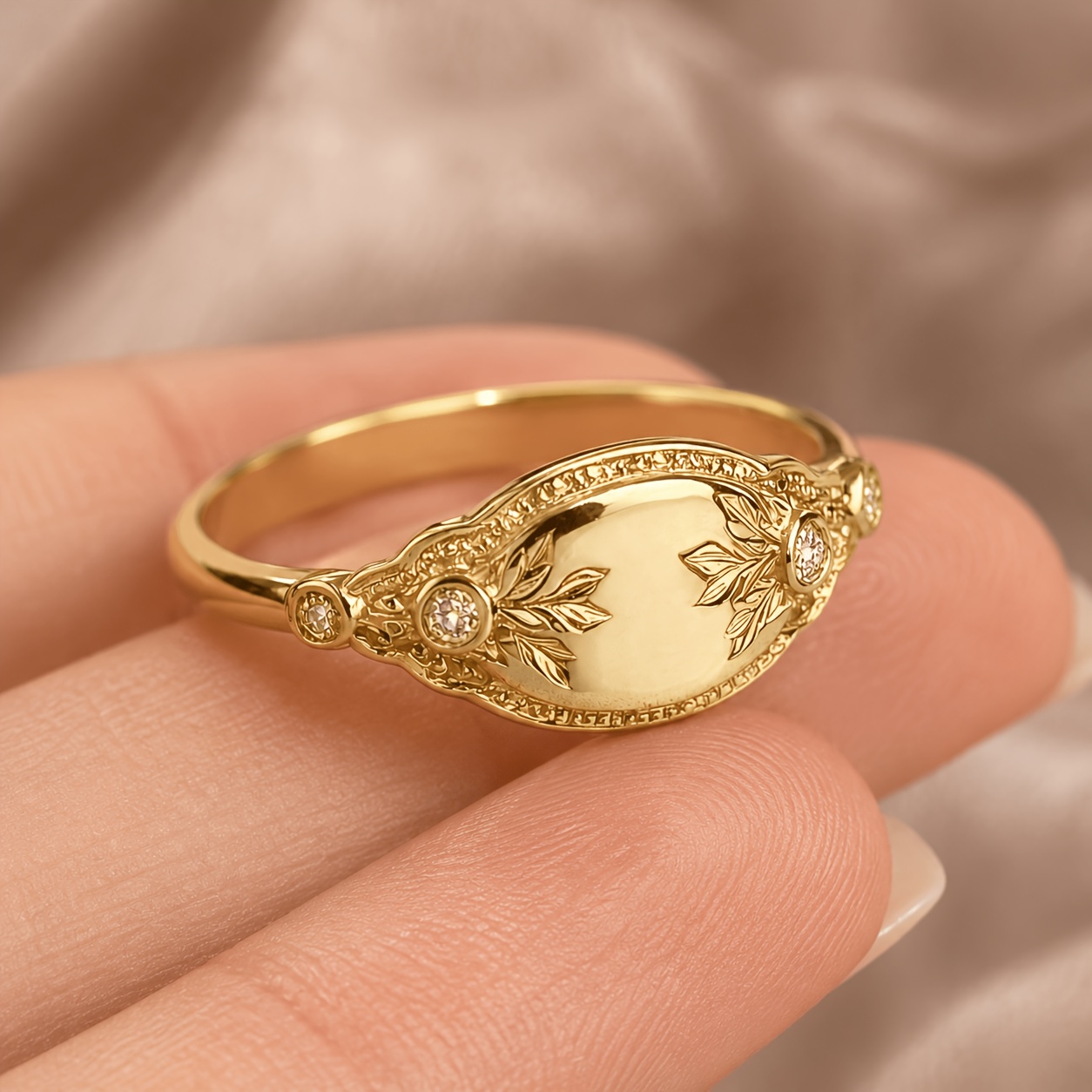 TEMU Anello vintage in rame , inciso con motivi a di foglia, intarsiato con piccole pietre laterali in Zirconia , superficie liscia , accessorio di