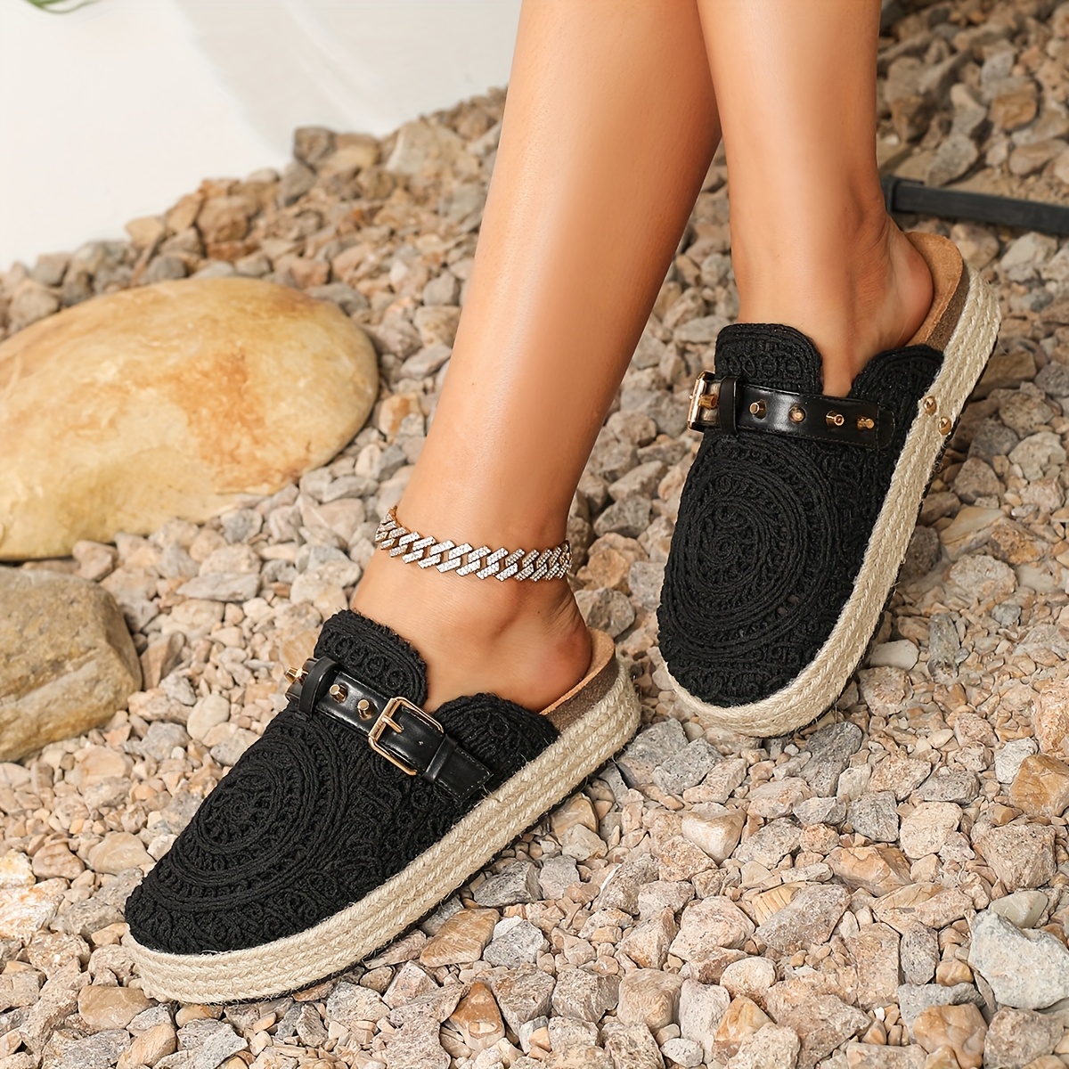 2025 Summer New Women's Rivet Hollow-Out Straw Thick-Sole Casual Vacation Style Slip-On Half-Slip Women's Sandals, Women Shoes