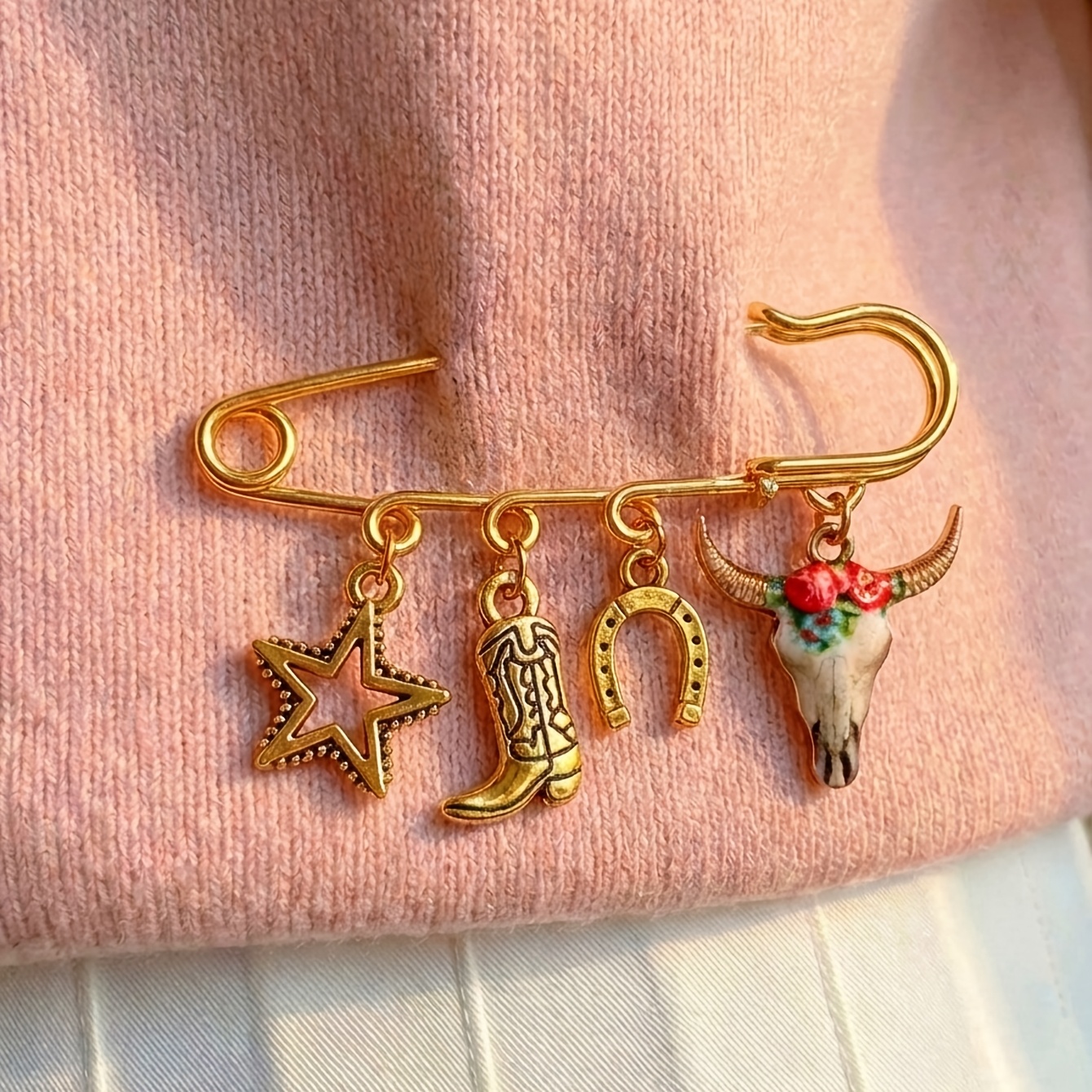 TEMU Broche Dorée Bohème Western Cowboy, Broche Multi-Éléments avec Tête de , Étoile, Botte et , Épingle de Serrage pour Taille de Pantalon Habillé