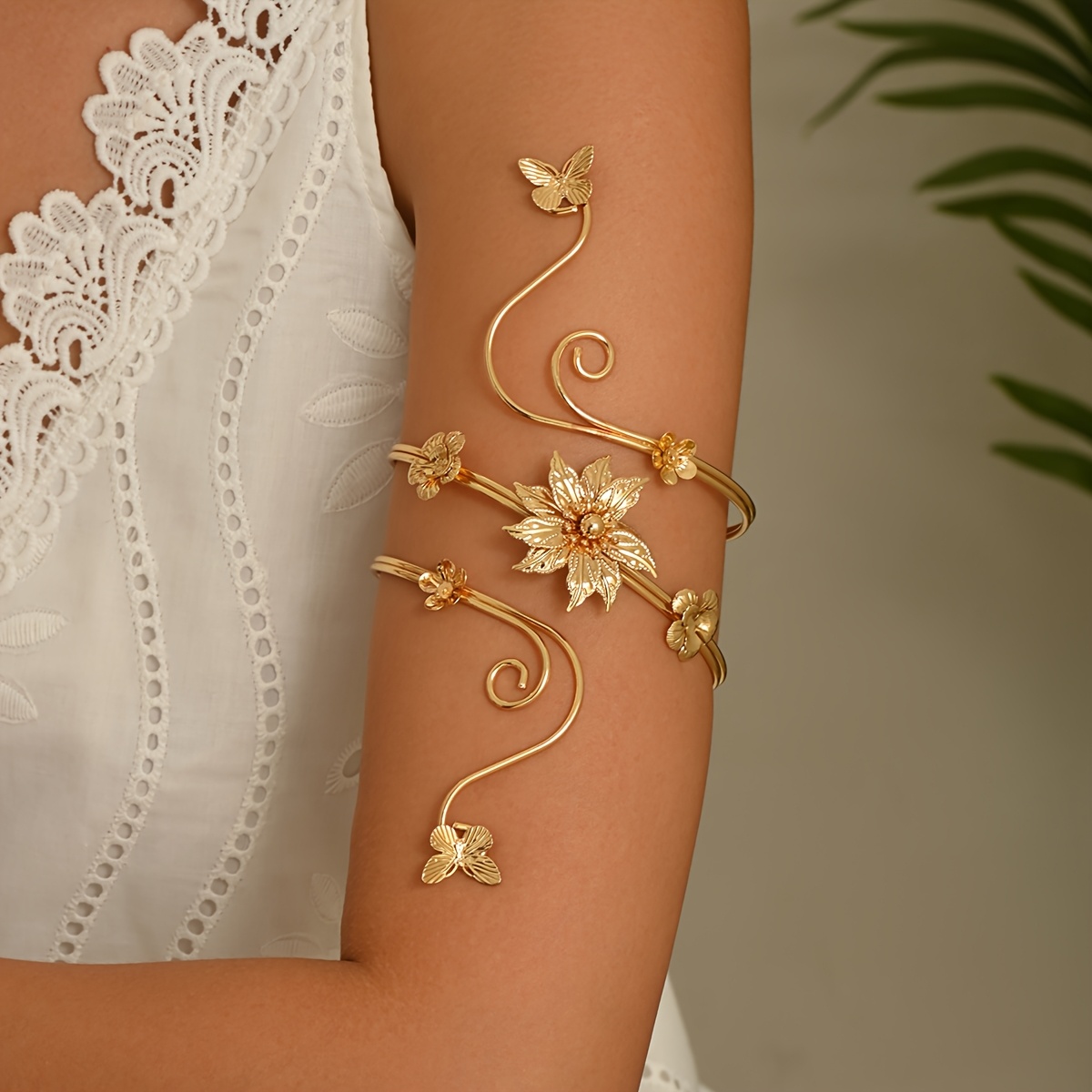 TEMU 1pc Retro Fashion Temperament Elegant Irregular Flower Armband, Bohemian Easy Niche All-match Open Bangle