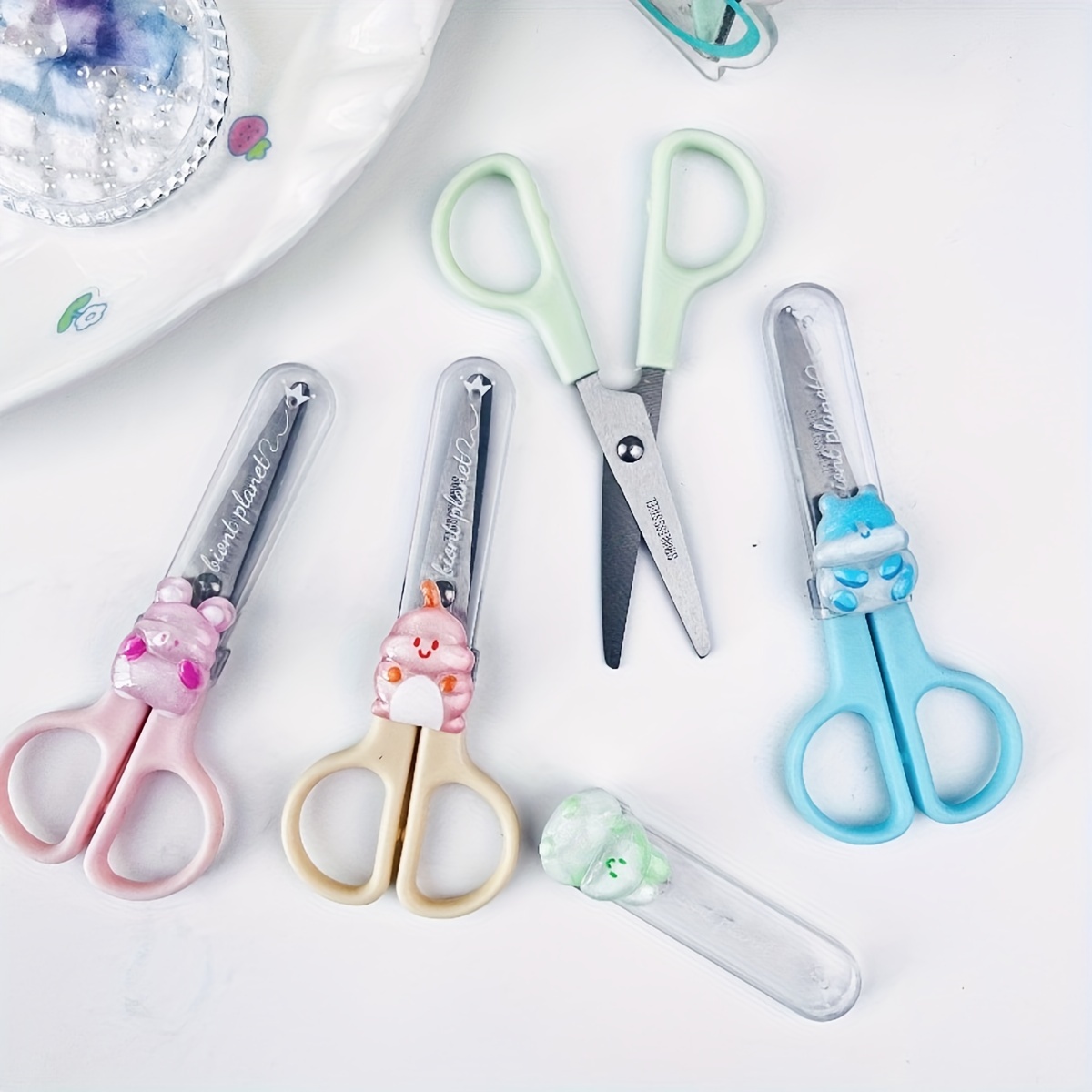 

Cute Cartoon Stainless Steel Mini Craft Scissors With Safety Cover - Portable For Paper Cutting, Scrapbooking & Crafts, Ages 14+ Mini Scissors Small Scissors