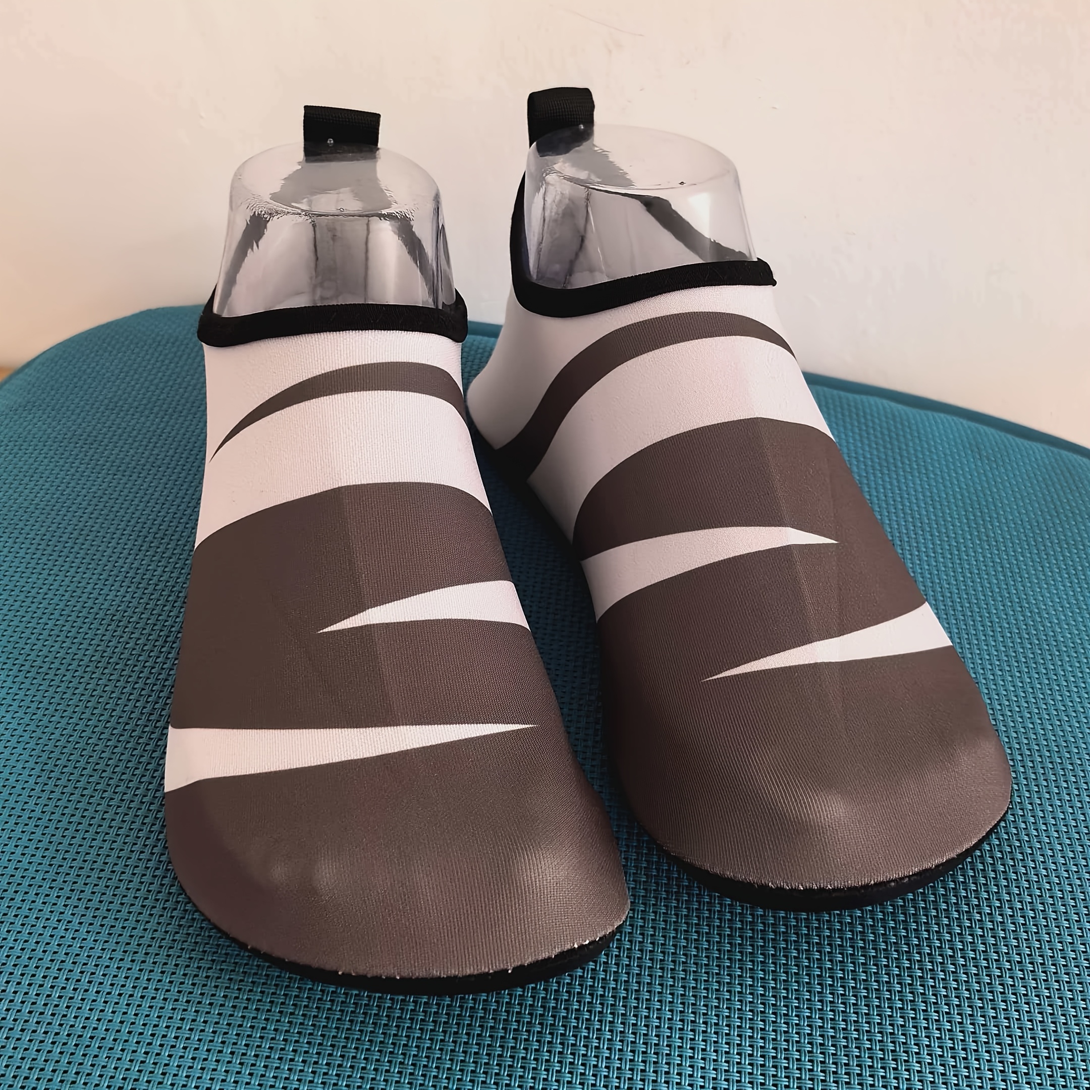 Image of Men's & Women's Beach Socks Suitable For Diving, Snorkeling, Swimming, Yoga - Anti-cut, Breathable Tpr Sole & Soft Sole Swim Shoes For Wading, Creek Walking, Snorkeling, Yoga - - Water Sports Footwear
