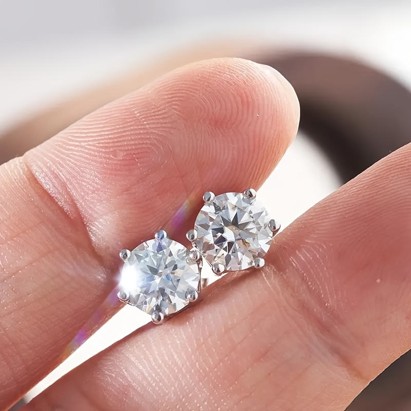 Women's Classic Round Dazzling 1 Carat Stud Earrings, Hypoallergenic