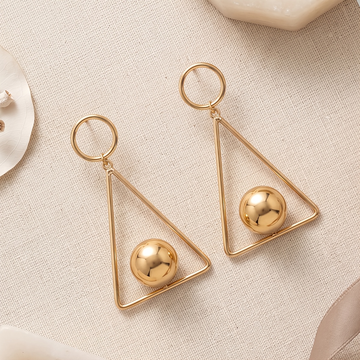 Women's Hollow Triangular Frame Drop Earrings, Minimalist Style