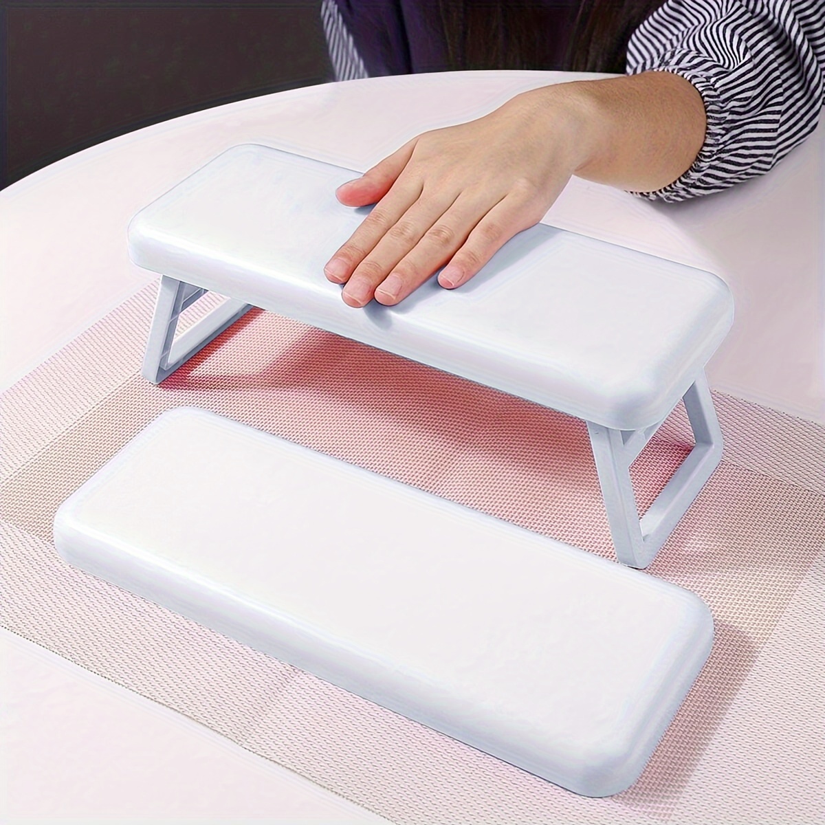 E-shop Klappbare Nagel-Armlehne, ., Handauflage für Nageltechniker, Maniküre-Handkissen, , erhöht für die Platzierung einer Nagellampe, spezialisierte