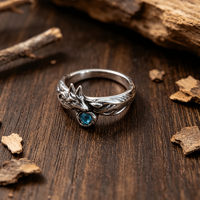 Antiqued Silver Plated Fox Ring with Gothic Design