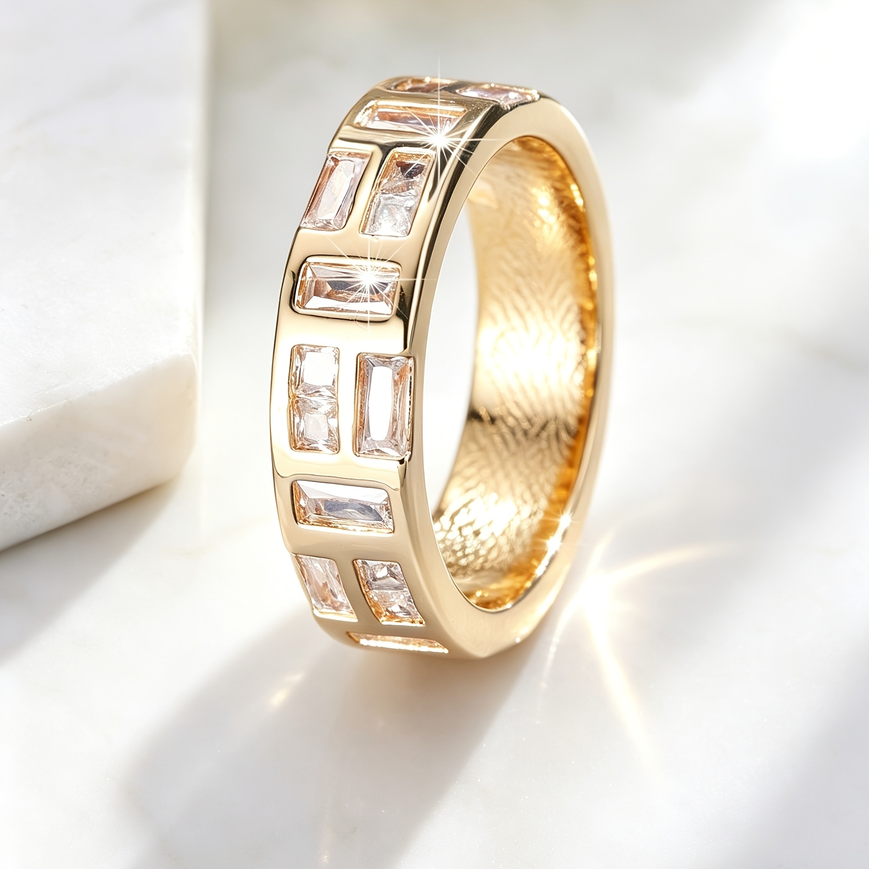 Women's Fashion Light Luxury Geometric Cutout Wide Hollow Ring