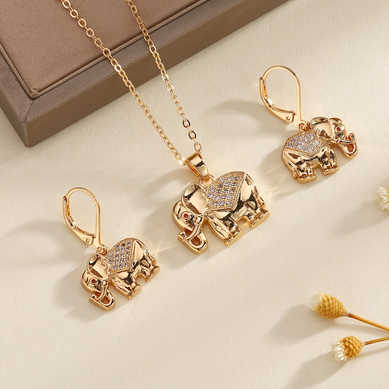 

New European And Elephant Animal Copper Micro-inlaid Zirconia Hip-hop Earrings And Necklace Two-piece Set