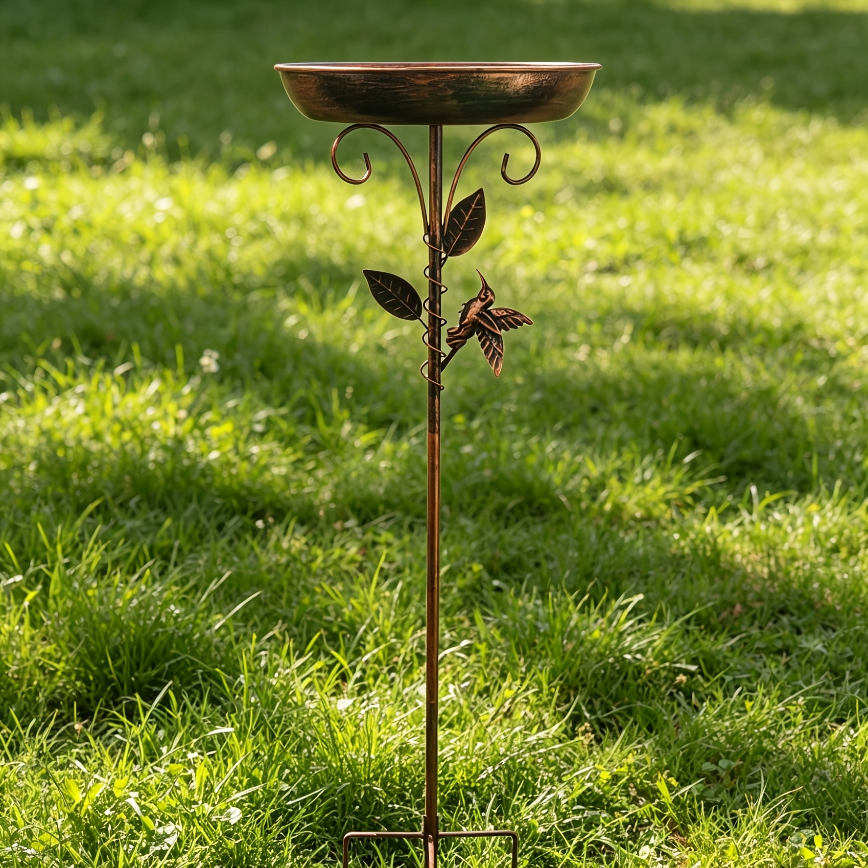TEMU 1 Ensemble Baignoire à Oiseaux en Cuivre et Fer avec Décor de Feuilles et d'Oiseaux, Baignoire à Oiseaux Autoportante à Piquet de Sol, Mangeoire