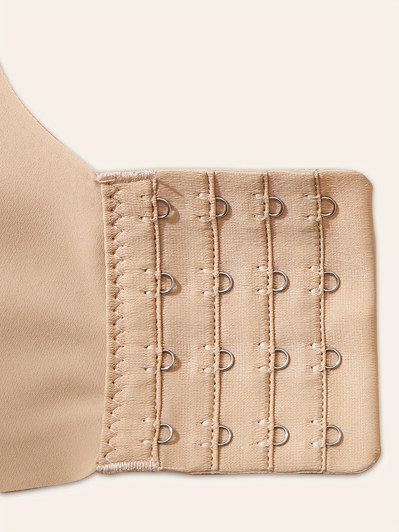 Single Pack Plus Size Seamless V-Neck Bralette, Sexy Style, Polyamide Knit Fabric with Medium Stretch, Solid Color, Wireless, Comfortable Breathable, with Removable Padding