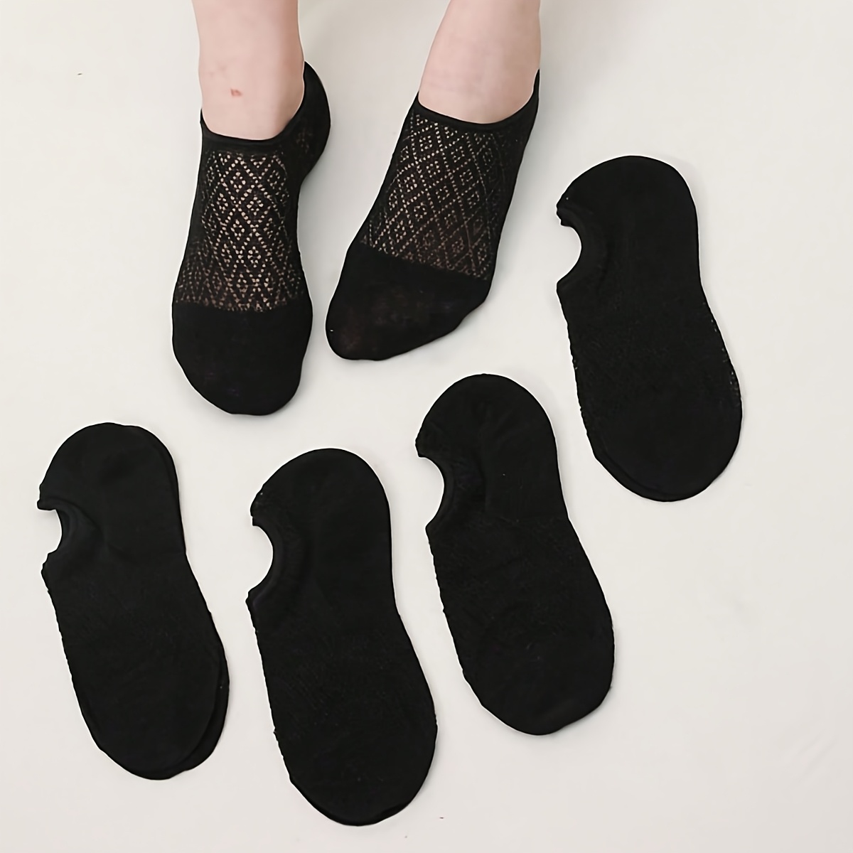 Image of 5-pair Women's Summer Ultra-thin Invisible Black And White Solid Color Silicone Anti-slip Mesh Breathable Socks