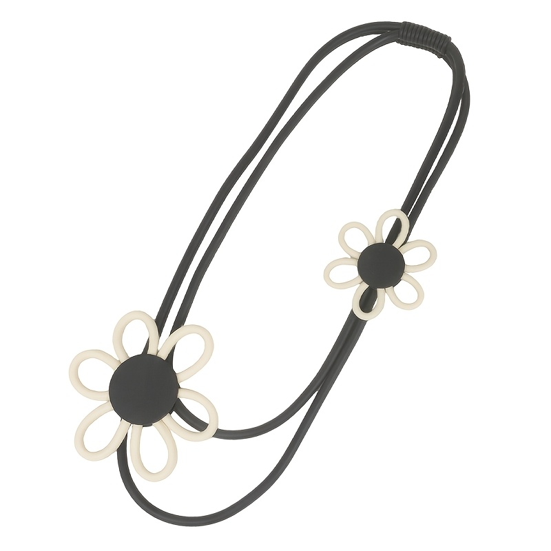 Women's Cute Small Flower Shape Pendant Necklace, Casual Jewelry