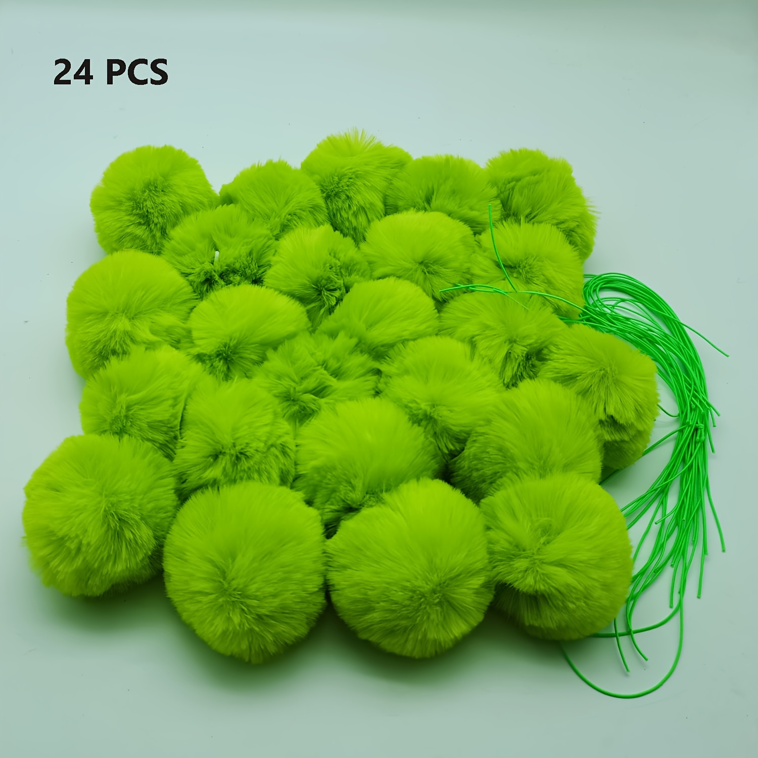 TEMU Ornements de Noël en fausse fourrure - Boules en fourrure synthétique à suspendre pour sapin de Noël, décorations de Noël en fausse fourrure