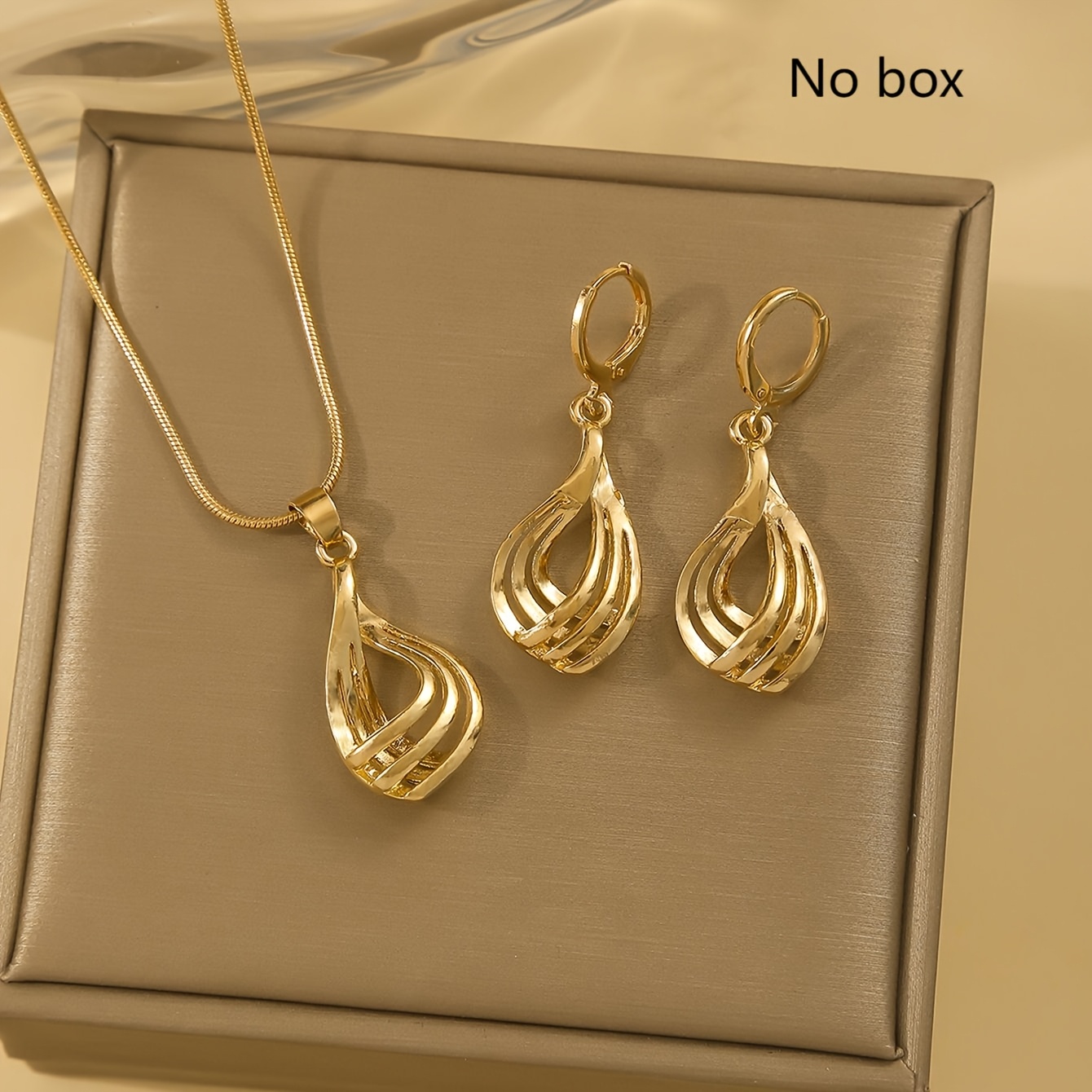 E-shop 3-teiliges Minimalistisches Mehrschichtiges Ohrringe- Halsketten-Set – Lochmuster-Ringanhänger, passender Schmuck für den täglichen Gebrauch,