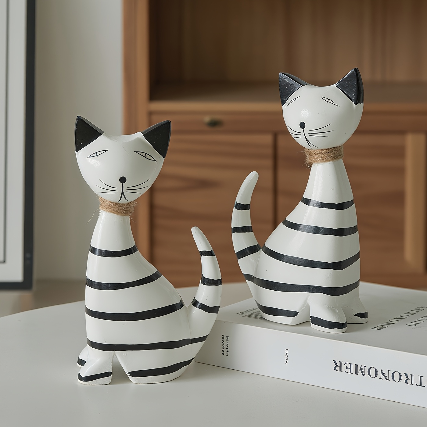 Image of 2pcs Nordic Minimalist Wooden Black And Striped Set Of Ornaments Cute Cat Home Decoration Desktop Decorations