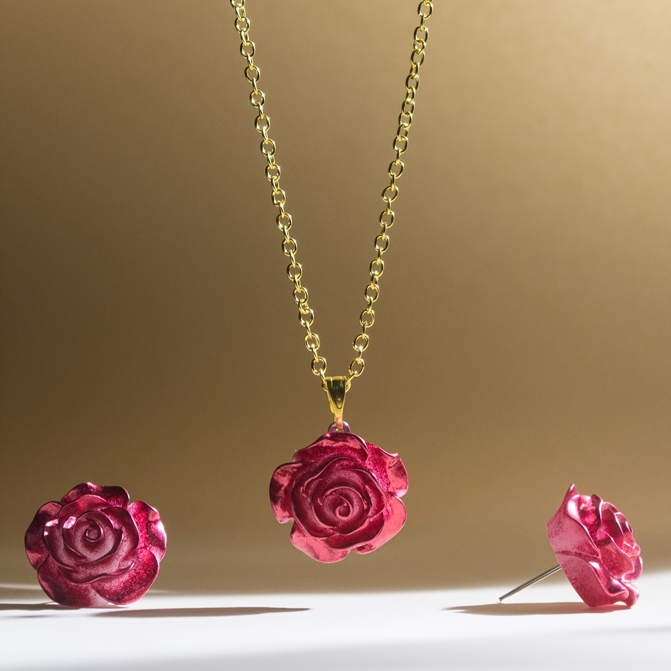 

Elegant Red Rose Pendant Necklace And Earrings Set: Perfect For Parties, Holidays, And Everyday Wear - Resin Material, Vintage Style