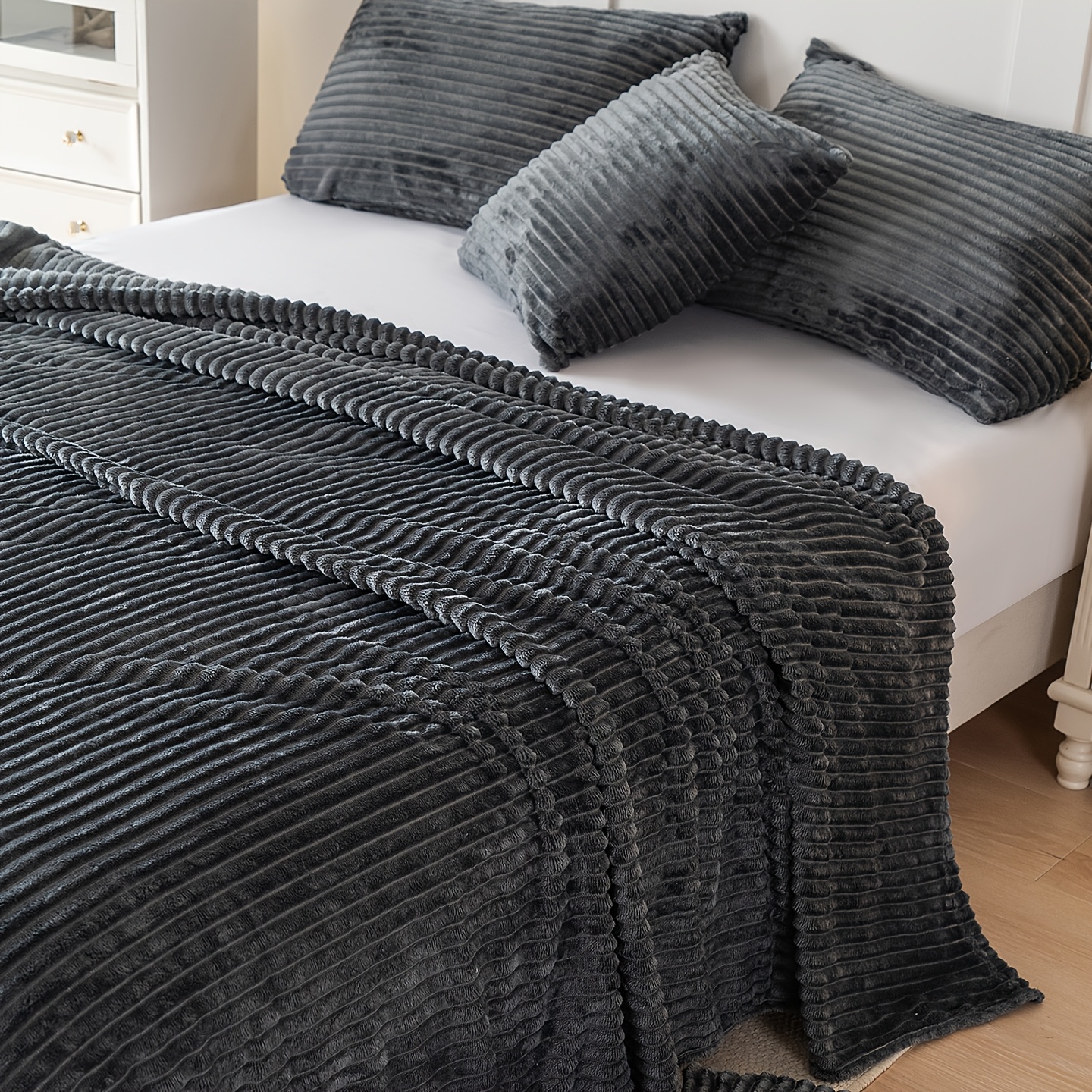 TEMU Solid Striped Flannel Blanket, Ultra Soft Plush Lightweight Throw Blanket, Warm Cozy Micro Stripe Bed Sofa Cover, All Decor Blanket For