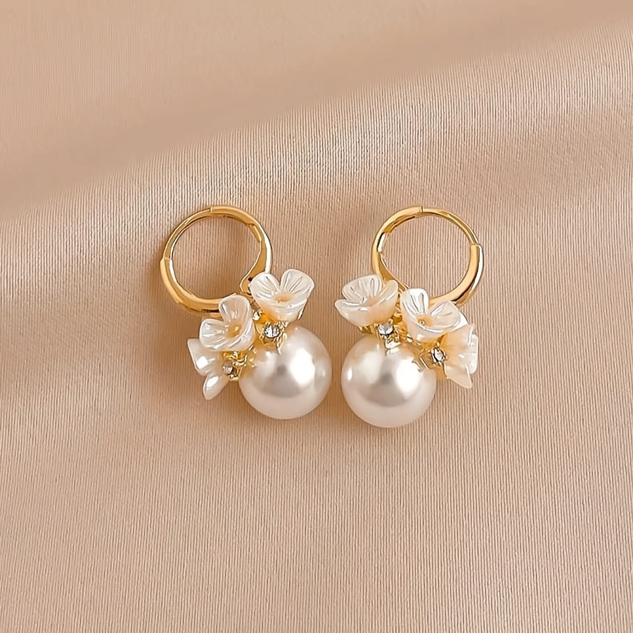 TEMU A Pair Of Flower Artificial Pearl Ear Buckles, Design And Versatile Earring Accessories, A Must-have Item For Fashionable Women, Suitable For ,